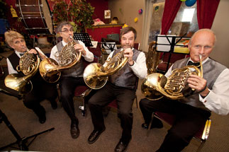 French horns